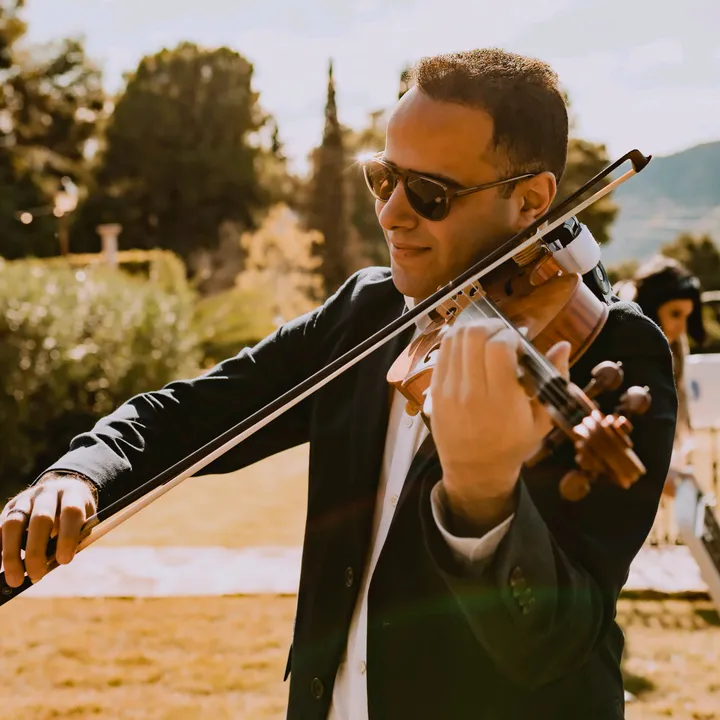 Violinist Ayoub