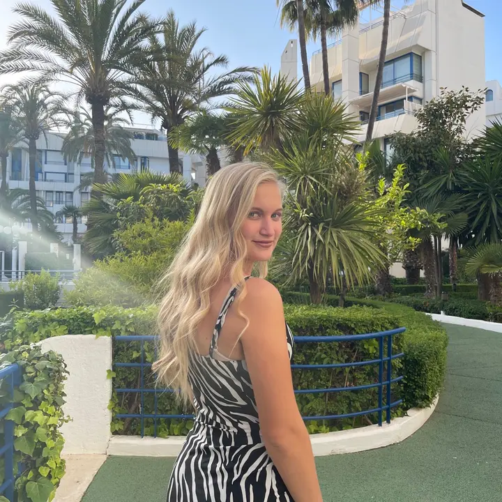 Caitlin Winterbach🍒✨