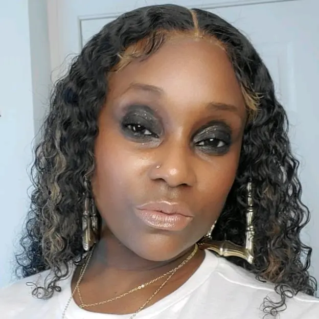 Chanell Tumba