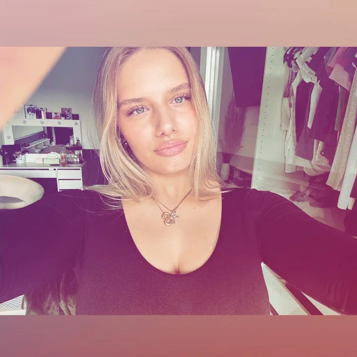 samanthavanewyck