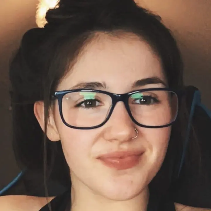 Dani :)