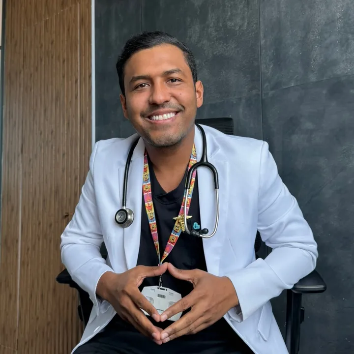 DR. RAWDY  👨🏽‍🏫