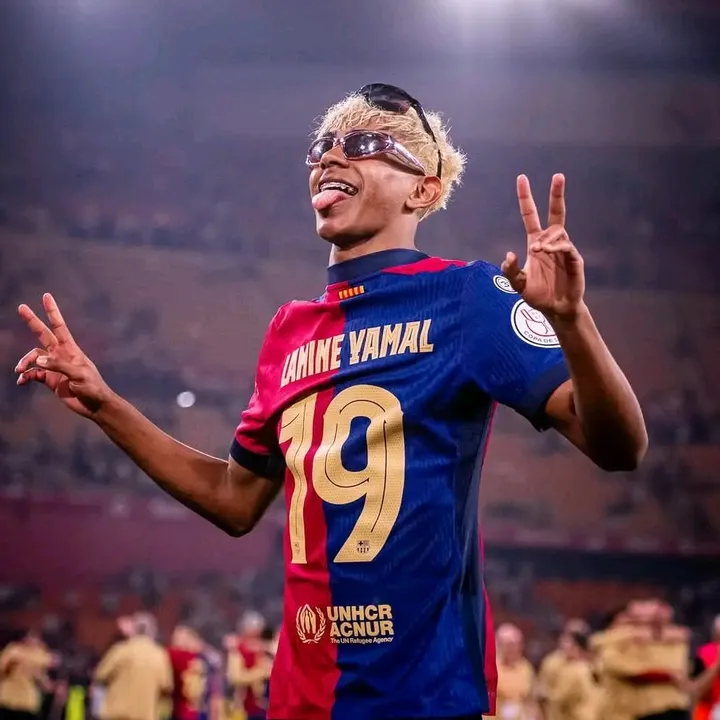 💜🤍K⚽️💫💙❤️