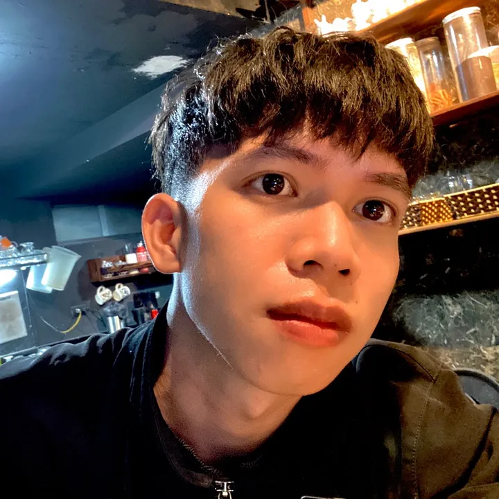 𝐍𝐠𝐮𝐲𝐞̂𝐧 𝐀𝐧𝐡𝐡☘️