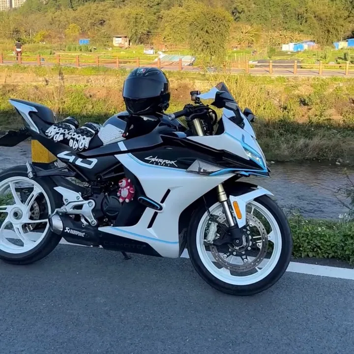 @機車🧞‍♀️💫