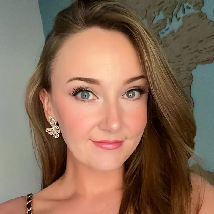 Kerri | Pilotwife | Expatlife
