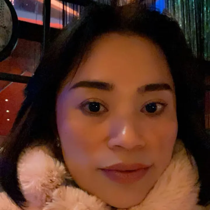 Elly Nursai wang