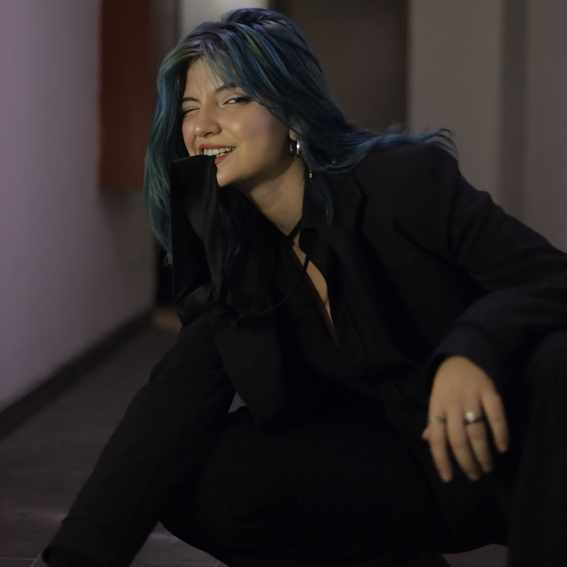 Lara Özer