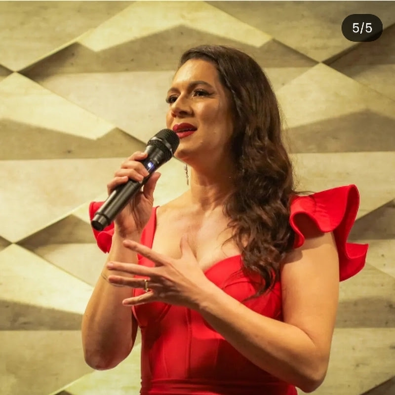 ANNE EVANS SILVA