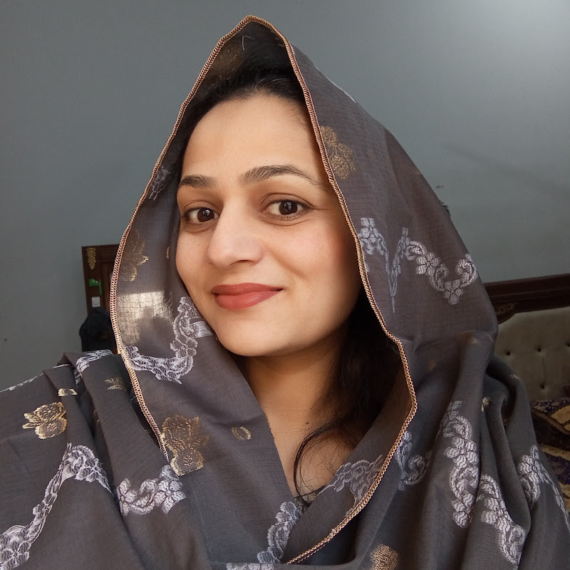 Marium Khan Vlogs  