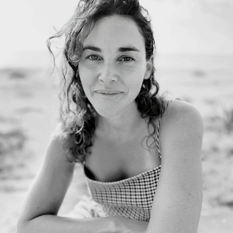 Camila Artsymove yoga