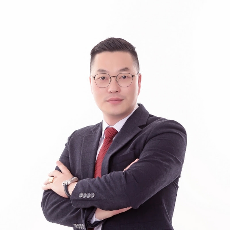 HjY INVESTOR