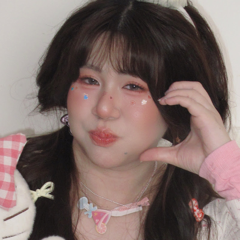 Syllie 🍡 girly beauty