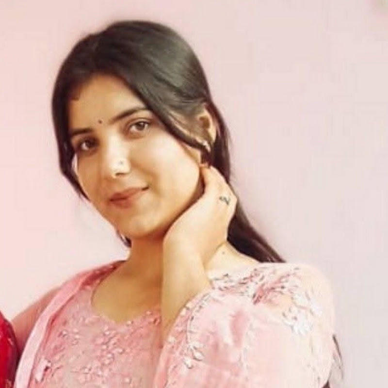 Kajal Rajput vlogers